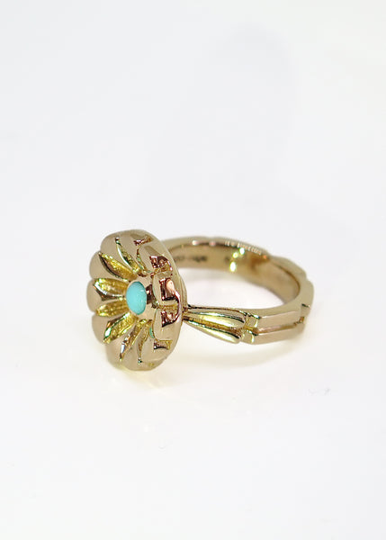 Flower ring with turquoise